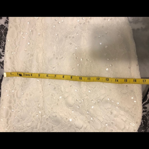 Wedding Dress - Picture 13 of 15